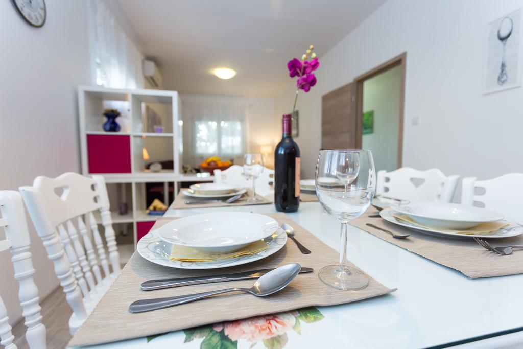 Apartment Perunika Zadar Eksteriør billede